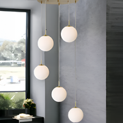 Függő csillár, 5 gömb XE27, arany, állítható magasságú modern csillárok alapértelmezett cím Alessandro Design