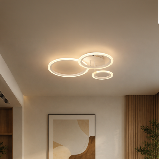LED csillár távirányítóval BETTY 40 W, 3 kör, hideg/meleg/semleges fény, szabályozható, fehér, fém és akril LED csillárok távirányítóval Alapértelmezett cím Alessandro Design