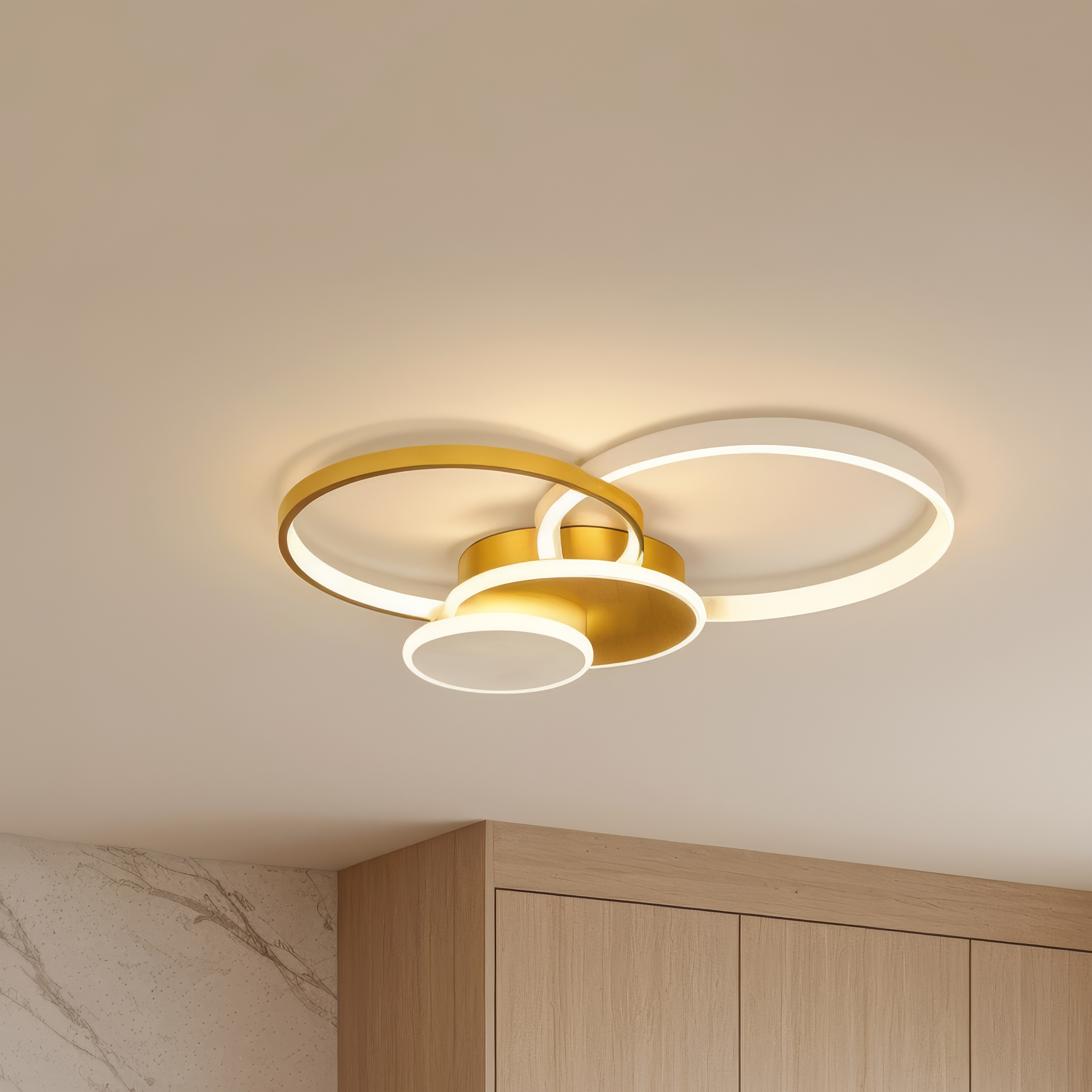 LED csillár távirányítóval KILLIAN 80W, 4 kör, hideg/meleg/semleges fény, szabályozható, arany LED-es csillárok távirányítóval Alapértelmezett cím Alessandro Design
