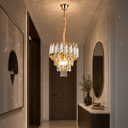 Kristály csillár VERSAILLES Petito 3xE14, átmérő 30 cm, fényes arany és fehér, állítható magasságú, fém és kristály kristálycsillárok alapértelmezett cím Alessandro Design