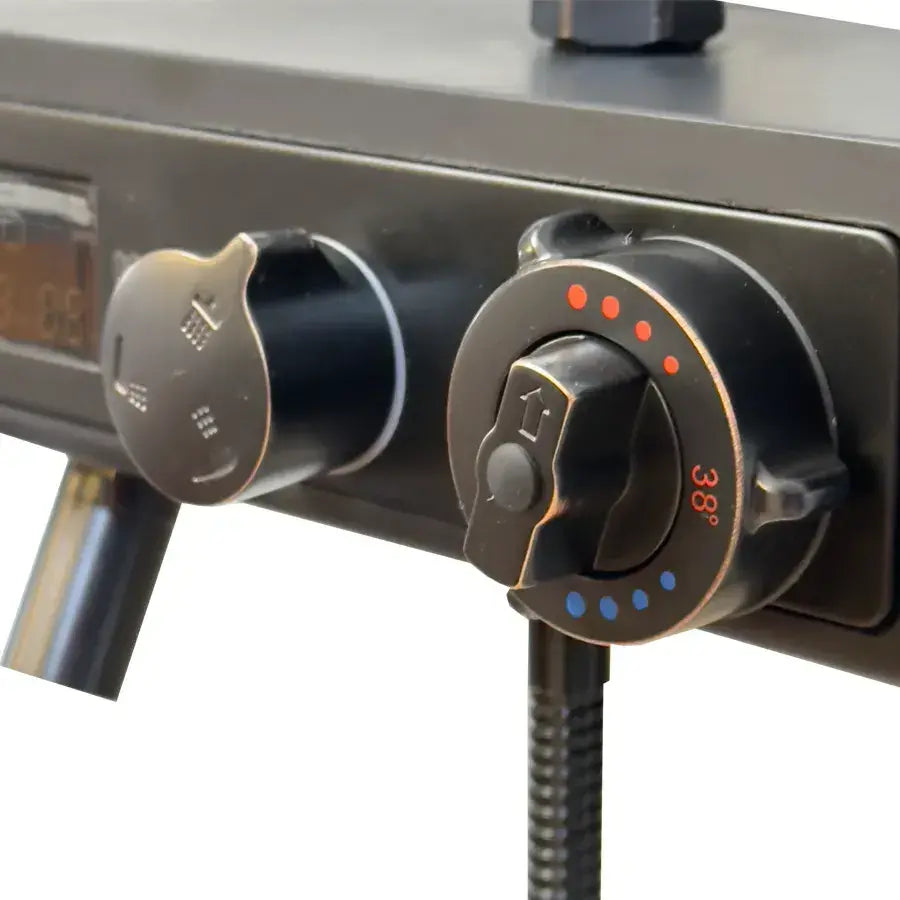 Fekete rozsdamentes acél LCD kijelző zuhanyoszlop SJG/008 Alapértelmezett cím Alessandro Design