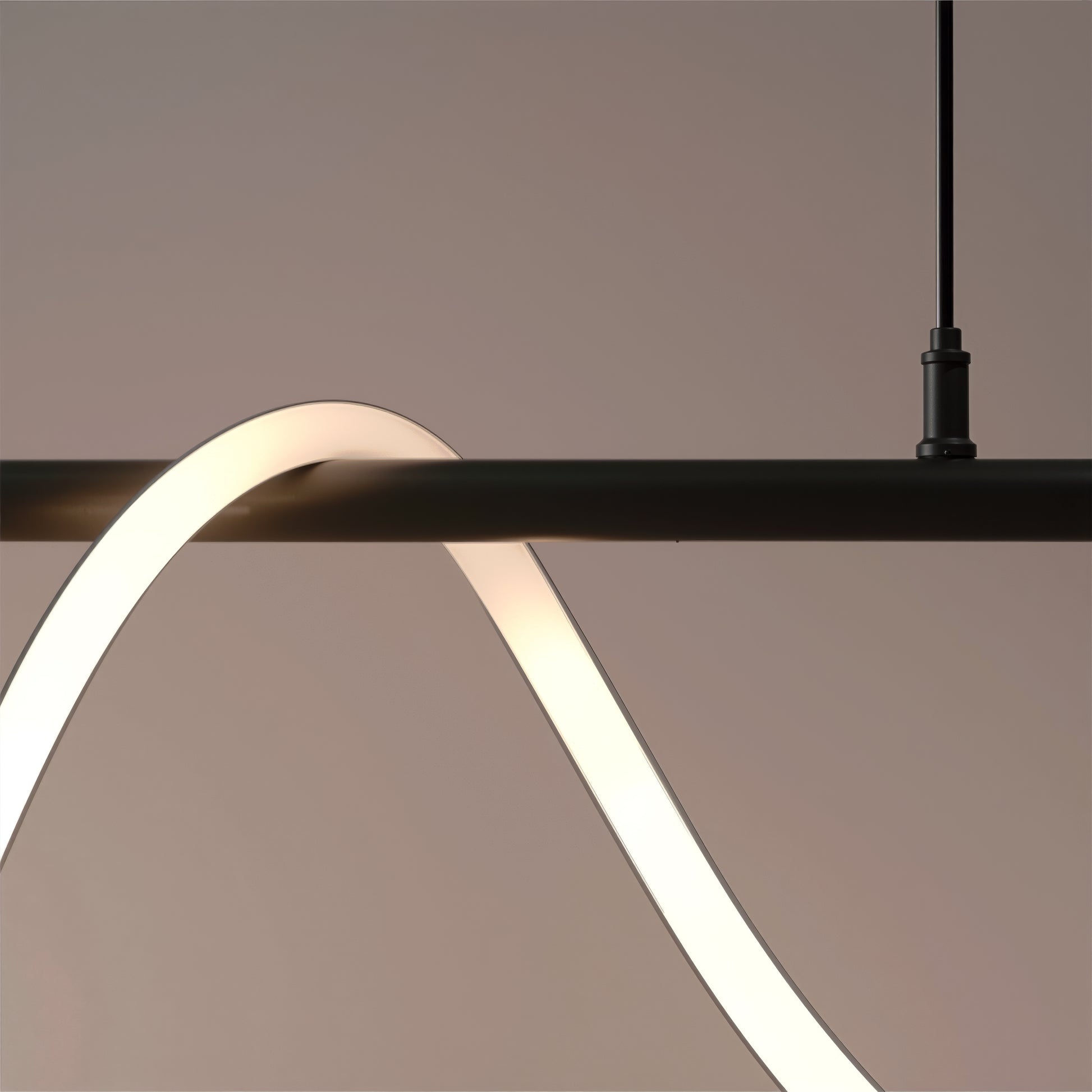 DIVINO LED csillár rugalmas szilikon csővel - 24 W, állítható fény, matt fekete Modern csillárok Alapértelmezett cím Alessandro Design