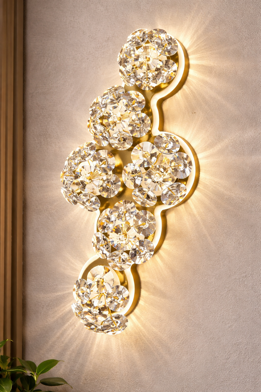 Aplica LED Cristal Decorativa BLOSSOM Lumina Rece/Neutra/Calda Auriu Aplice de Interior Default Title Alessandro Design