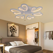LED-es csillár távirányítóval BLOSSOM 78W, 6 szirom, átmérő 60cm, hideg/meleg/semleges fény, szabályozható, fehér LED-es csillár távirányítóval Alapértelmezett cím Alessandro Design