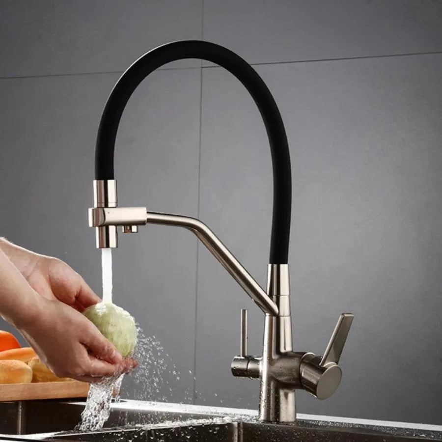Konyhai csaptelep 3 csappal Rugalmas kifolyó Egészségügyi Sárgaréz Ezüst Fekete Konyhai csaptelepek Alapértelmezett cím Alessandro Design