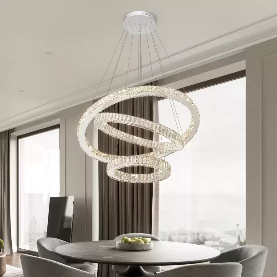Függesztett LED csillár távirányítóval és kristály CAYDEN 200W, 3 kör, hideg/meleg/semleges fény, szabályozható, fényes króm, állítható magasságú LED csillár Alapértelmezett cím Alessandro Design