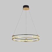 Függesztett LED-es csillár távirányítóval és kristály ROGER 80W, 1 kör, hideg/meleg/semleges fény, szabályozható, fényes arany, állítható magasságú kristály LED csillárok alapértelmezett cím Alessandro Design