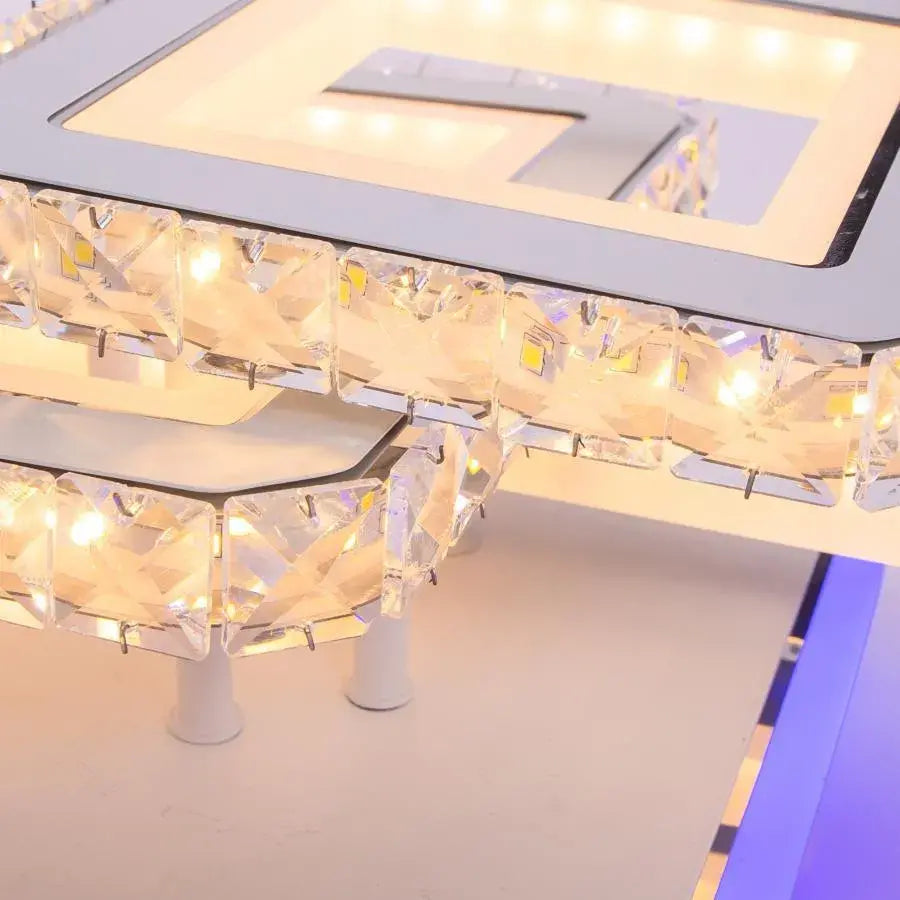 LED csillár távirányítóval és kristály LEILA 87W, 3 négyzet, hideg/meleg/semleges fény, szabályozható, fehér LED-es csillár távirányítóval Alapértelmezett cím Alessandro Design