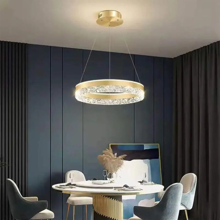 Függesztett LED-es csillár távirányítóval BRINDA 124W, hideg/meleg/semleges fény, szabályozható, arany, állítható magasságú modern csillárok alapértelmezett cím Alessandro Design
