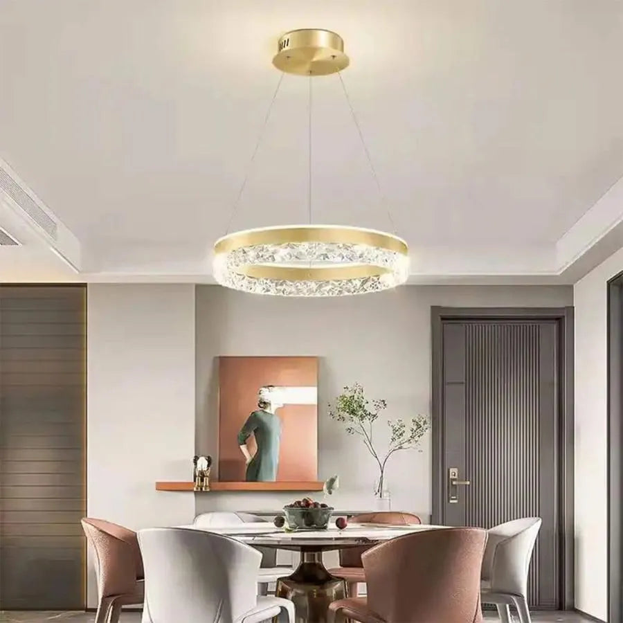 Függesztett LED-es csillár távirányítóval BRINDA 124W, hideg/meleg/semleges fény, szabályozható, arany, állítható magasságú modern csillárok alapértelmezett cím Alessandro Design